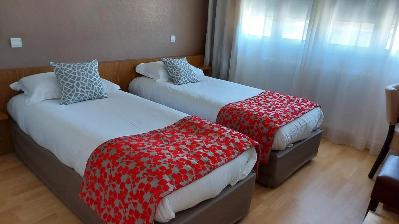 Hotel Brun Saint-Lattier Zewnętrze zdjęcie