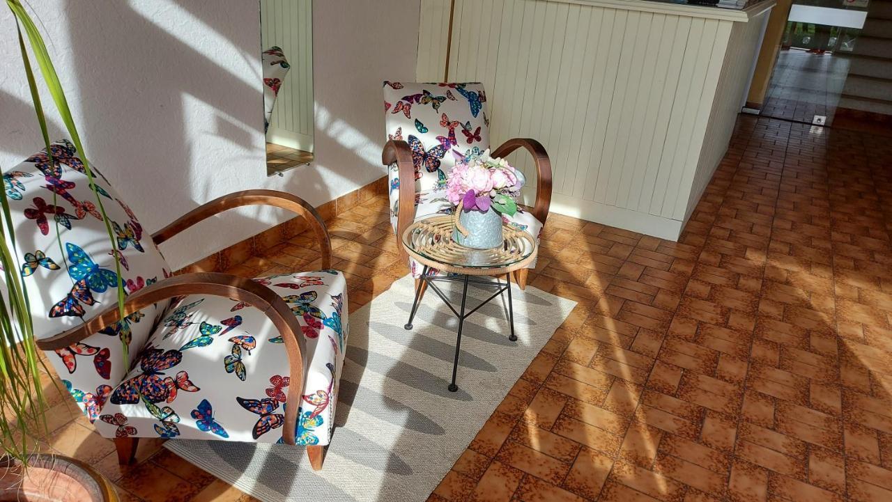 Hotel Brun Saint-Lattier Zewnętrze zdjęcie