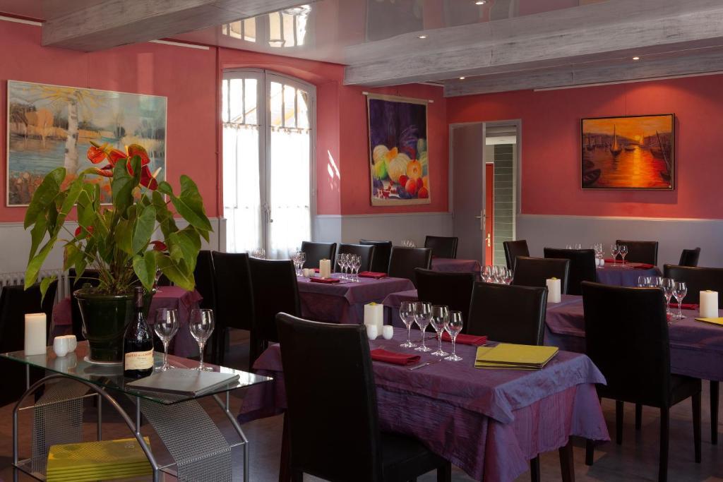 Hotel Brun Saint-Lattier Zewnętrze zdjęcie