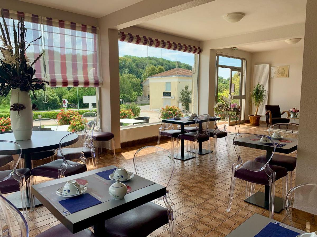 Hotel Brun Saint-Lattier Zewnętrze zdjęcie